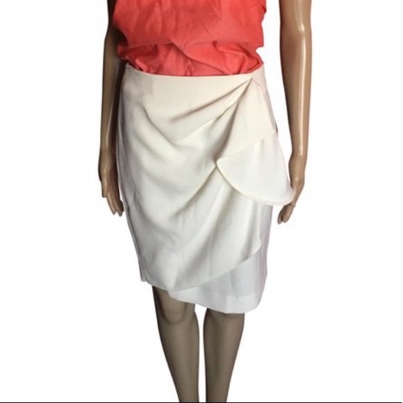 Zara Front Ruffled Mini Skirt - Picture 3 of 9